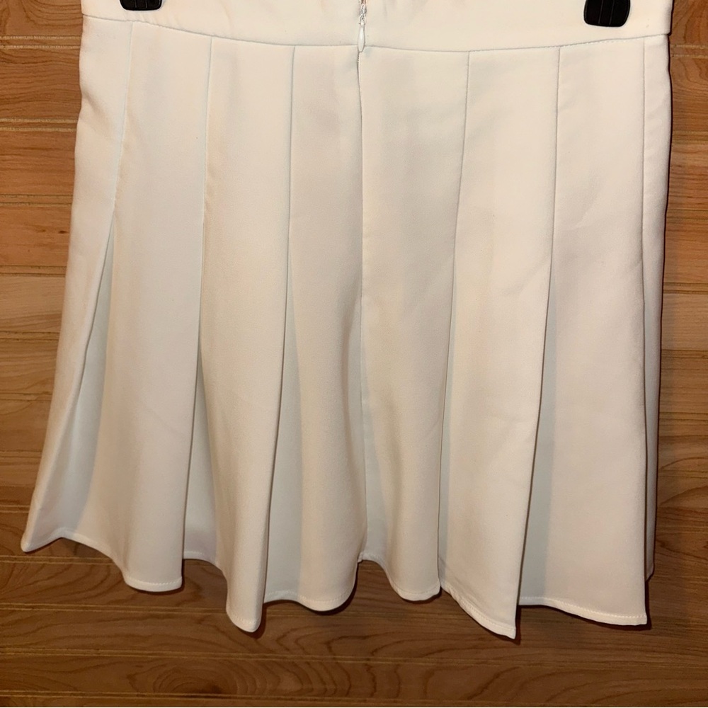 SHEIN White Golf Skirt | Size Small - Picture 3 of 11